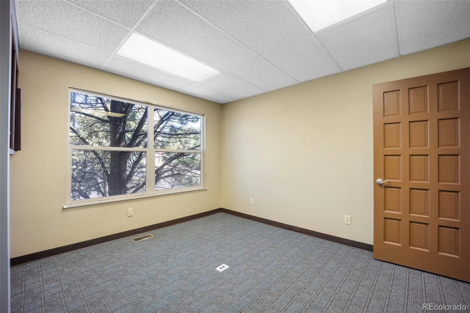 Colorado Springs, Colorado 80918, United States, ,Residential,Active,129763