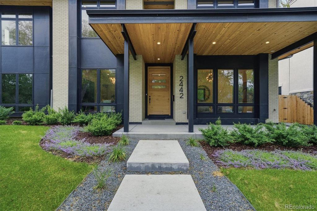 Photo of 2442 S Saint Paul Street, Denver, CO 80210 (MLS # 8237503)