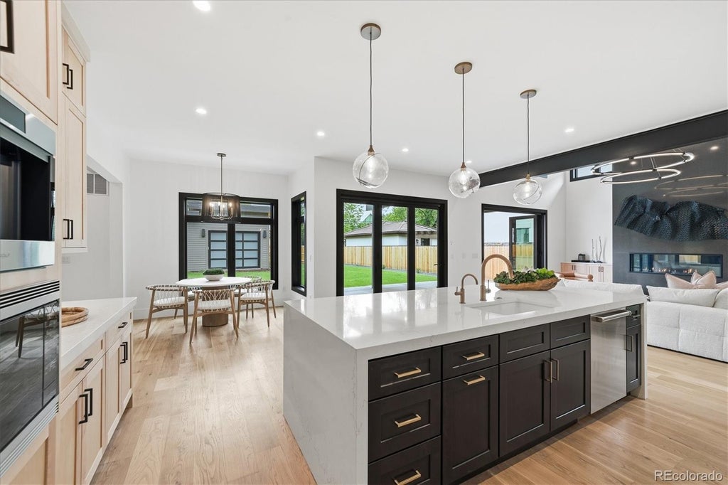 Photo of 2442 S Saint Paul Street, Denver, CO 80210 (MLS # 8237503)