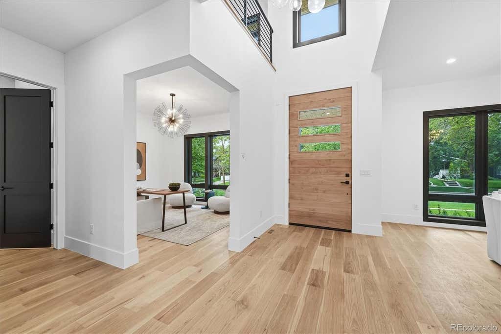 Photo of 2442 S Saint Paul Street, Denver, CO 80210 (MLS # 8237503)