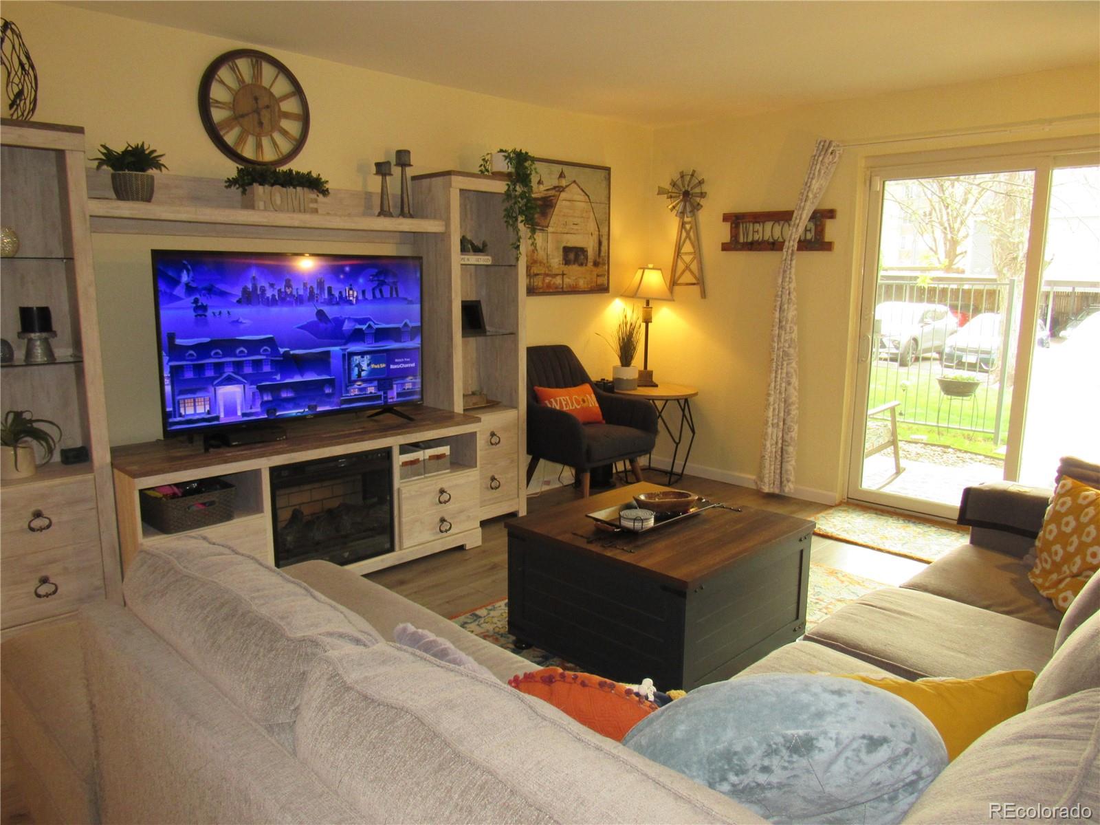 2325 S Linden Court 101, Denver, CO, 80222 3 2325 S Linden Court 101