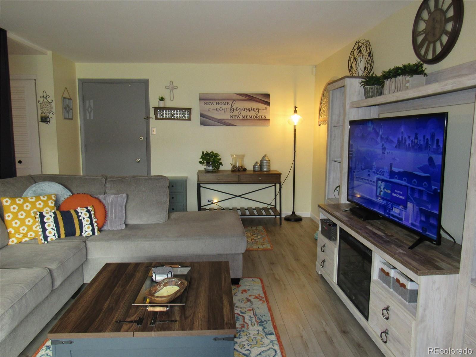 2325 S Linden Court 101, Denver, CO, 80222 4 2325 S Linden Court 101