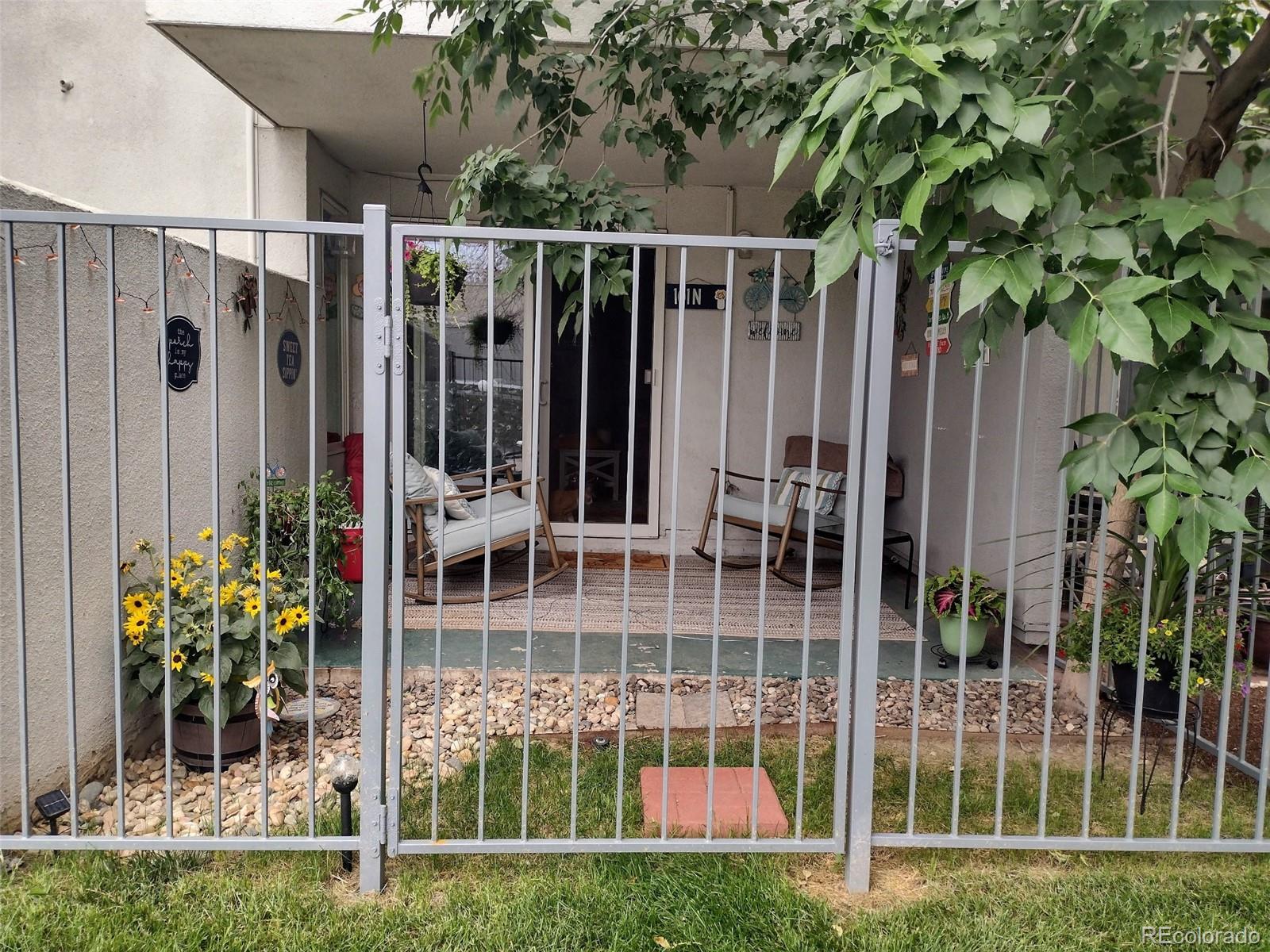 2325 S Linden Court 101, Denver, CO, 80222 2 2325 S Linden Court 101