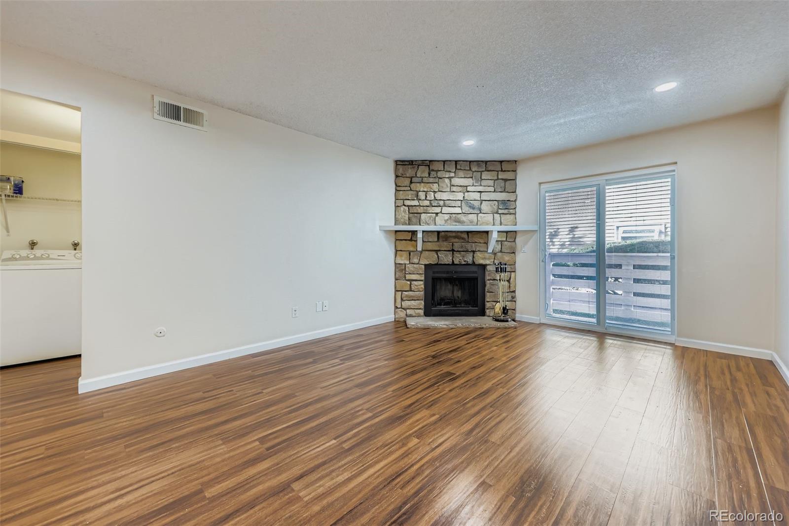 8555 Fairmount Drive H106