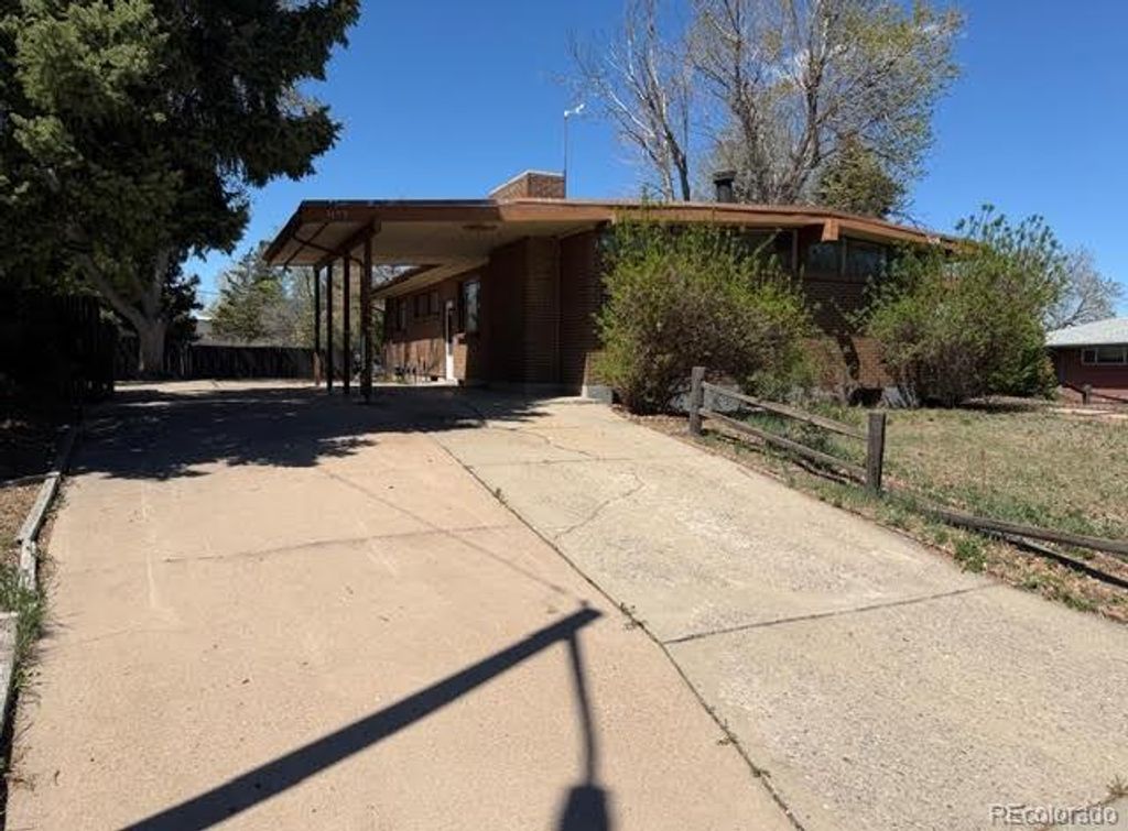 Photo of 3159 E Maplewood Avenue, Centennial, CO 80121 (MLS # 8645752)