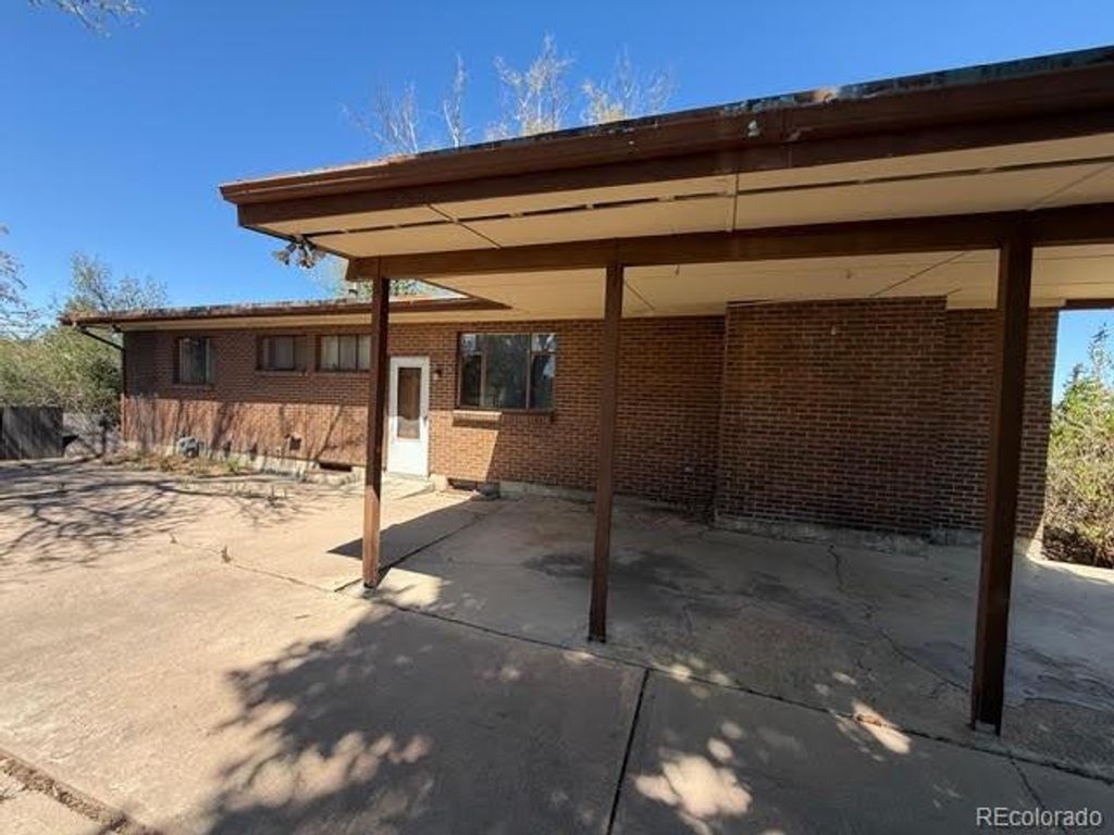 Photo of 3159 E Maplewood Avenue, Centennial, CO 80121 (MLS # 8645752)