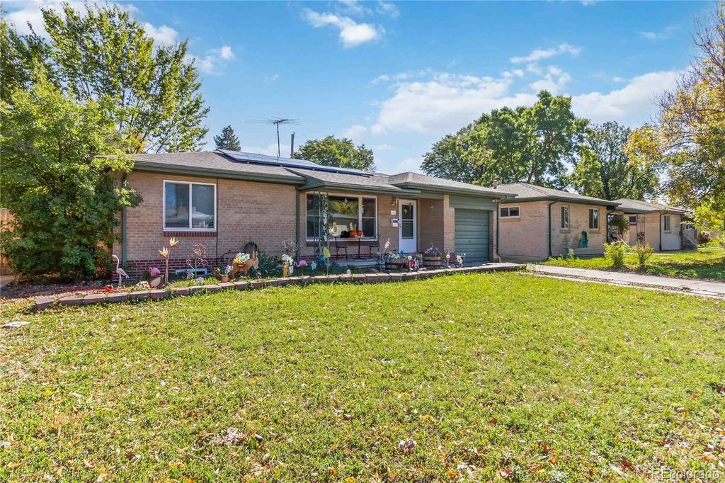 Photo of 1420 S Fenton St, Lakewood, CO 80232 (MLS # 9033677)