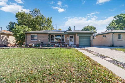 Photo of 1420 S Fenton St, Lakewood, CO 80232 (MLS # 9033677)