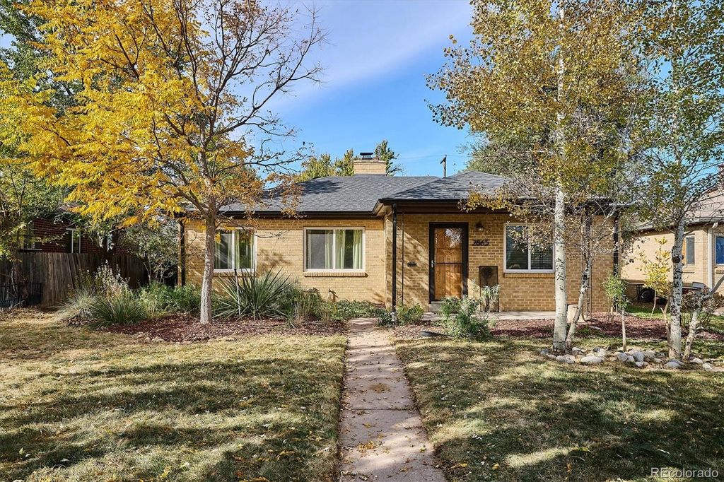 Photo of 2865 Oneida Street, Denver, CO 80207 (MLS # 2651715)