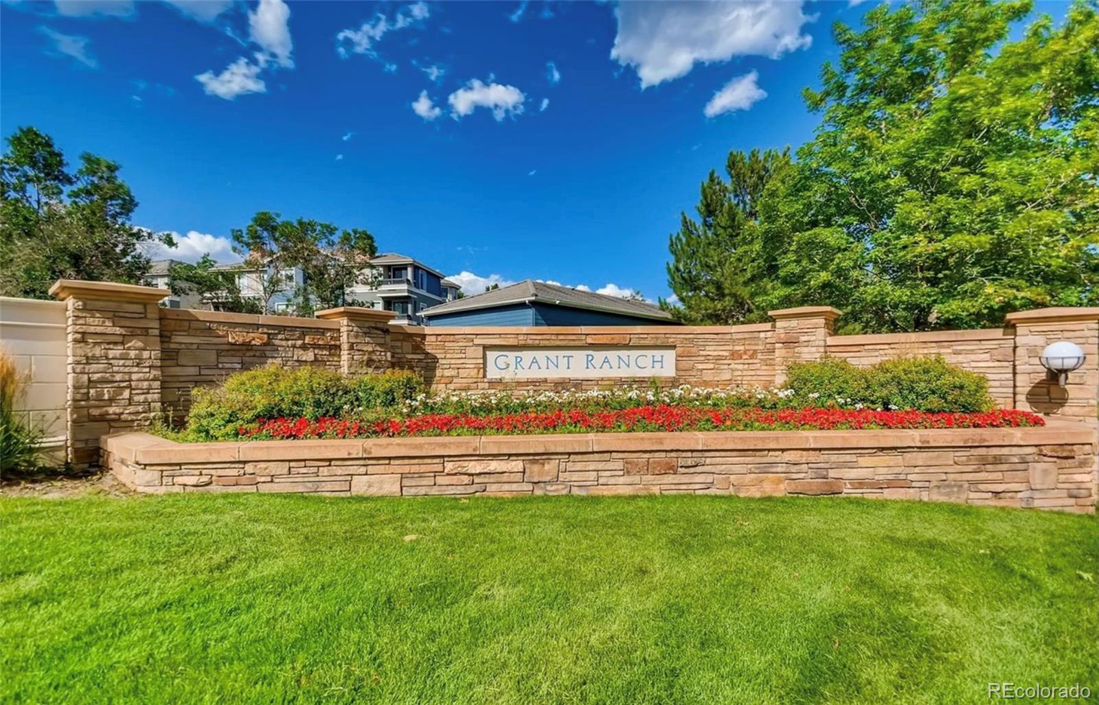 5925 W Long Drive