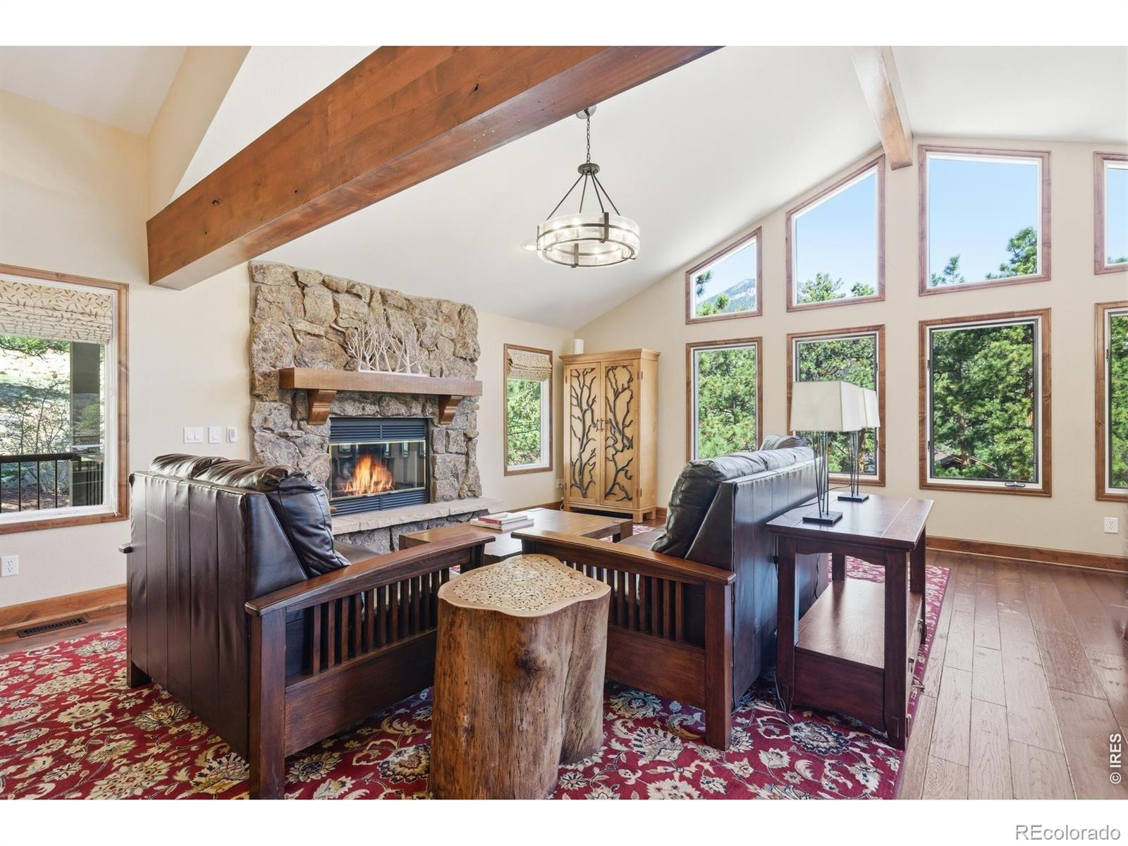 1075 Fall River Court