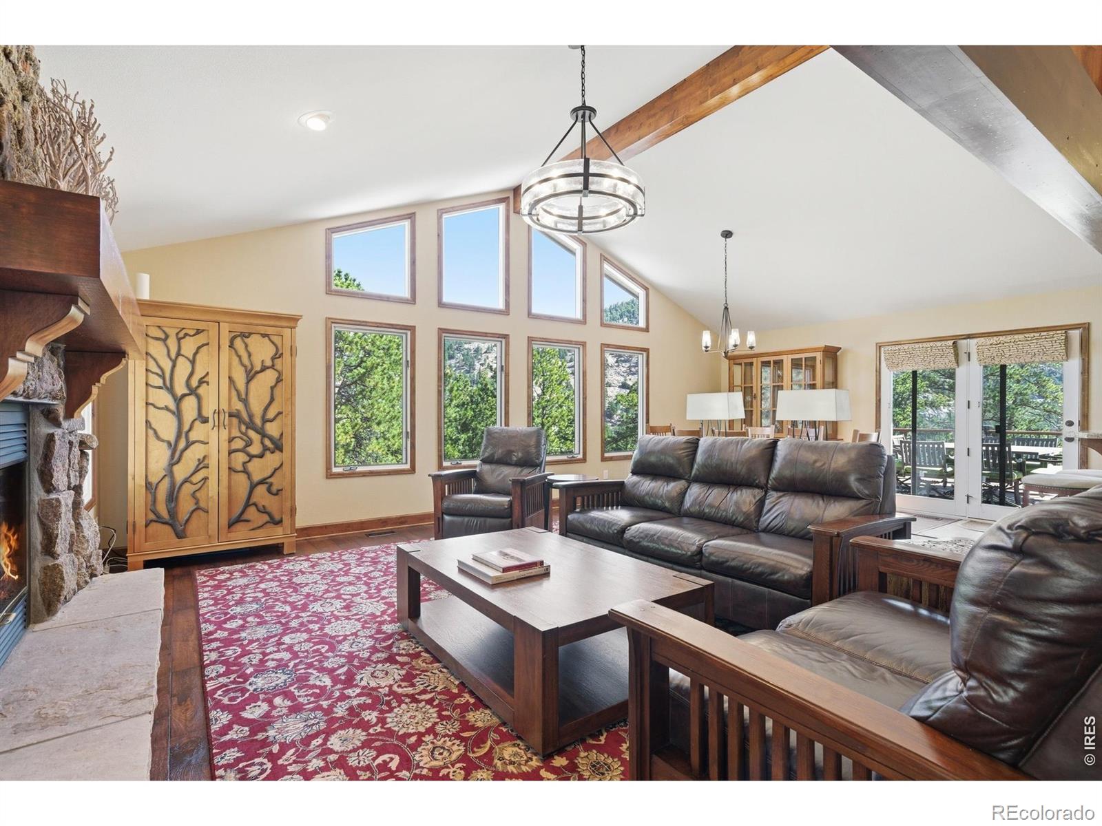 1075 Fall River Court