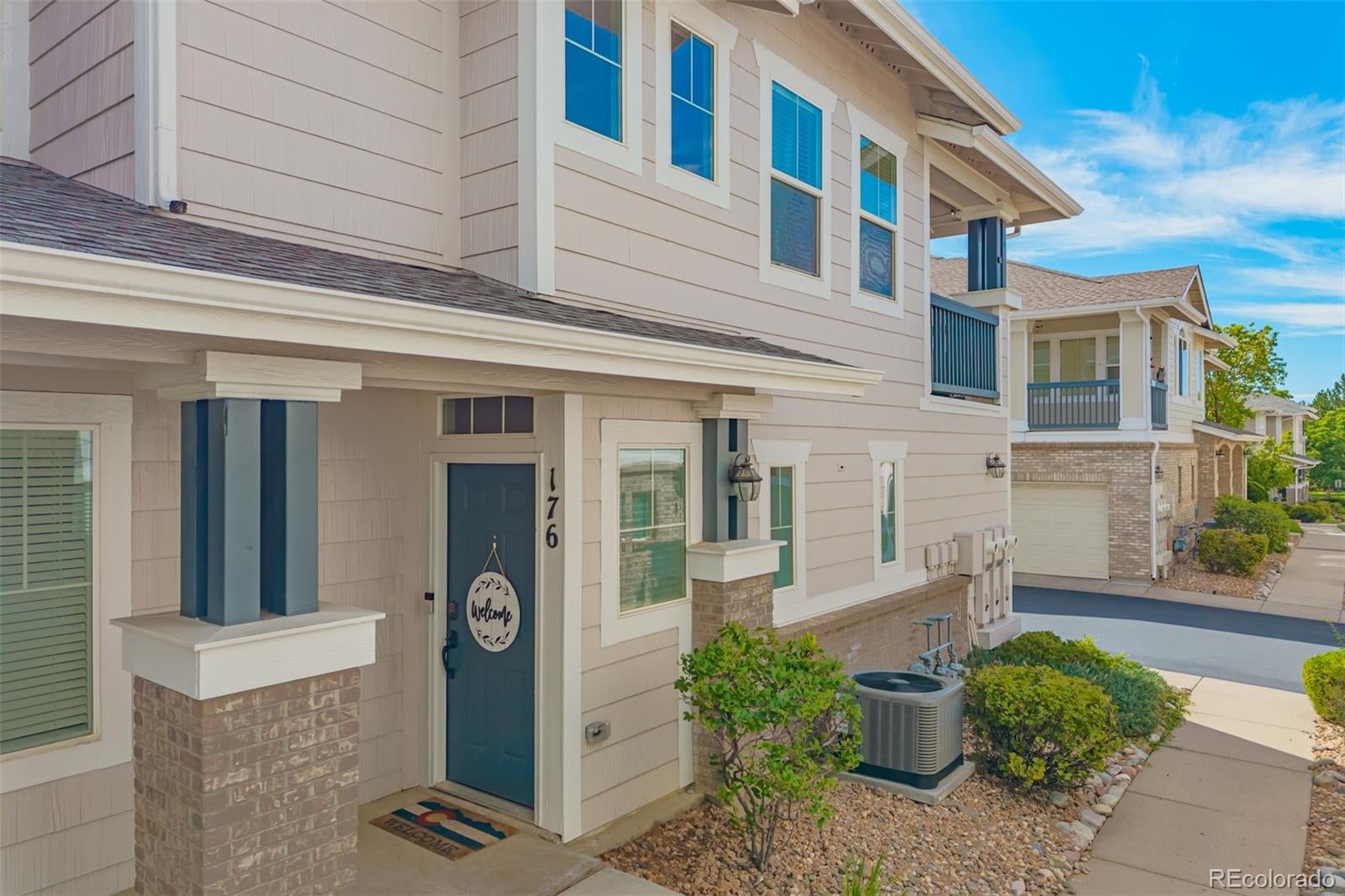 176 Whitehaven Circle in Highlands Ranch, Highlands Ranch CO