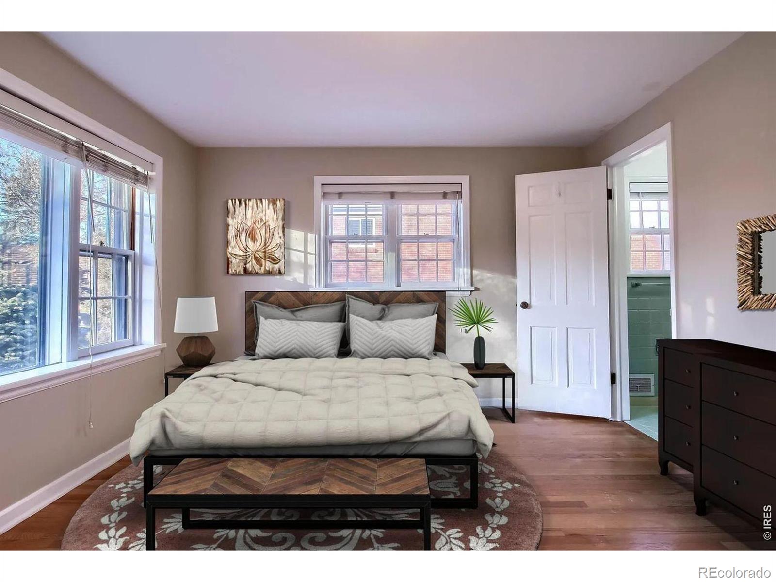 928 S Harrison Street