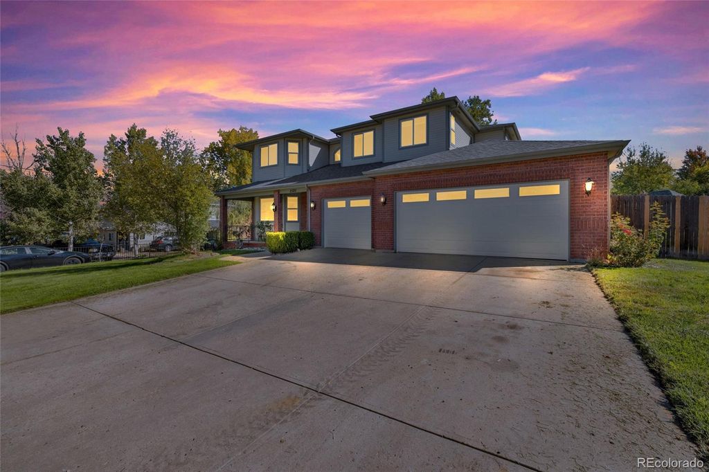 Photo of 2580 Hoyt Street, Lakewood, CO 80215 (MLS # 7672716)