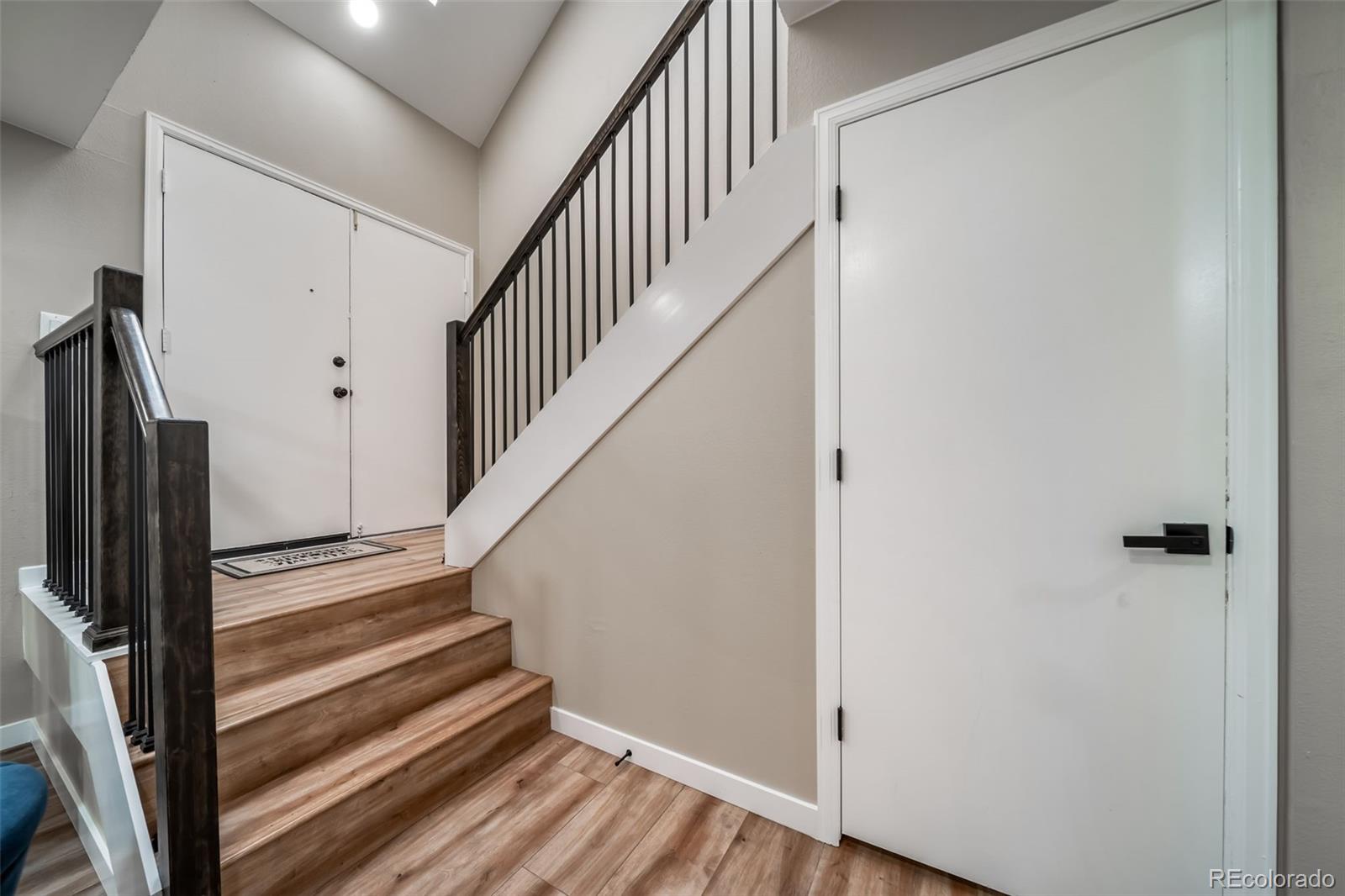 2892 S Ursula Street