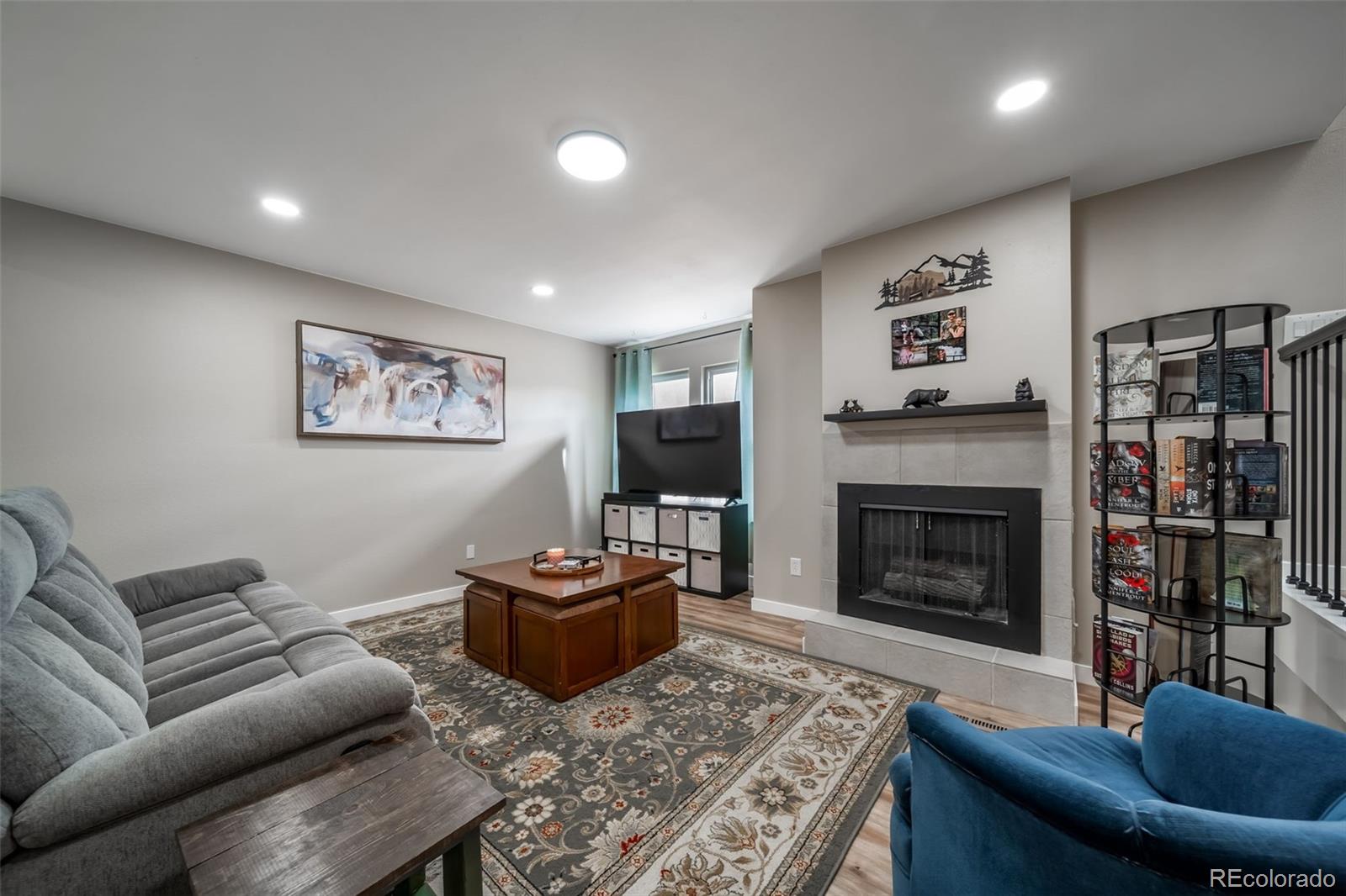 2892 S Ursula Street