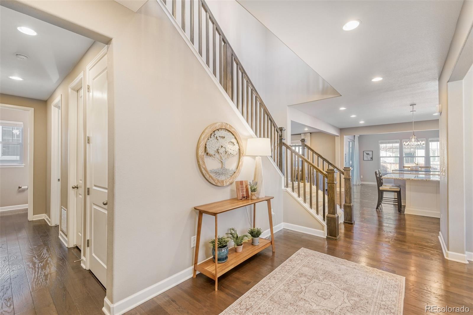 14368 Double Dutch Circle