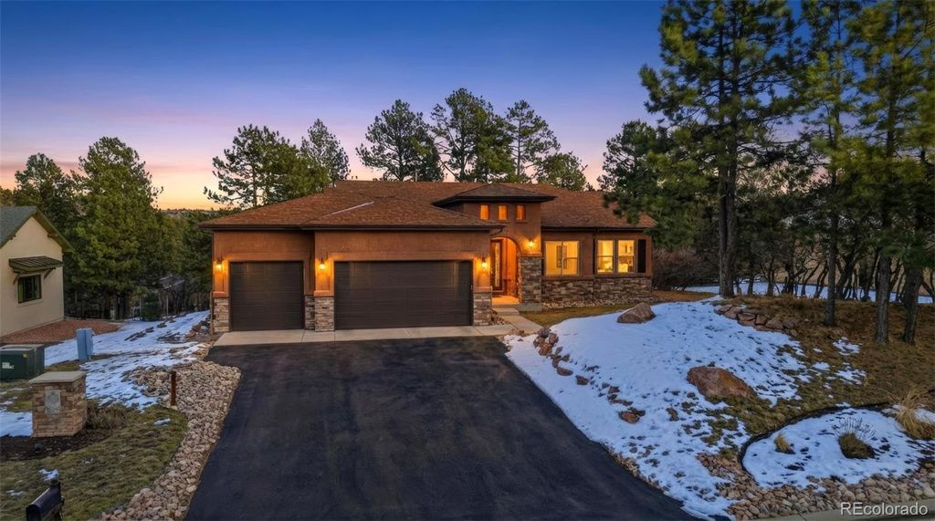 Photo of 8056 Monarch Road, Larkspur, CO 80118 (MLS # 2928866)
