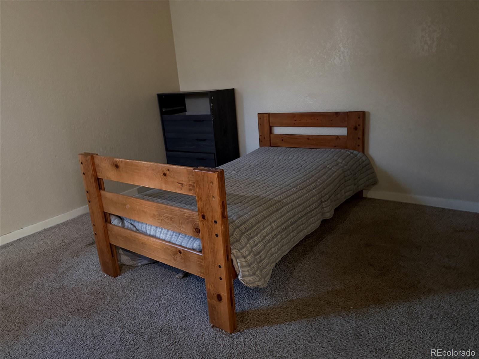 225 E 8th Avenue C14