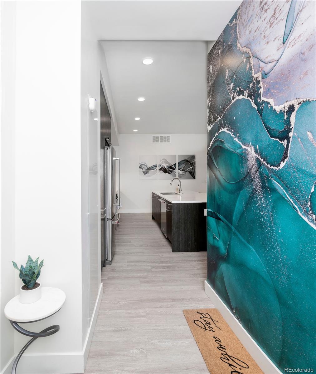 2880 N Zuni Street 303