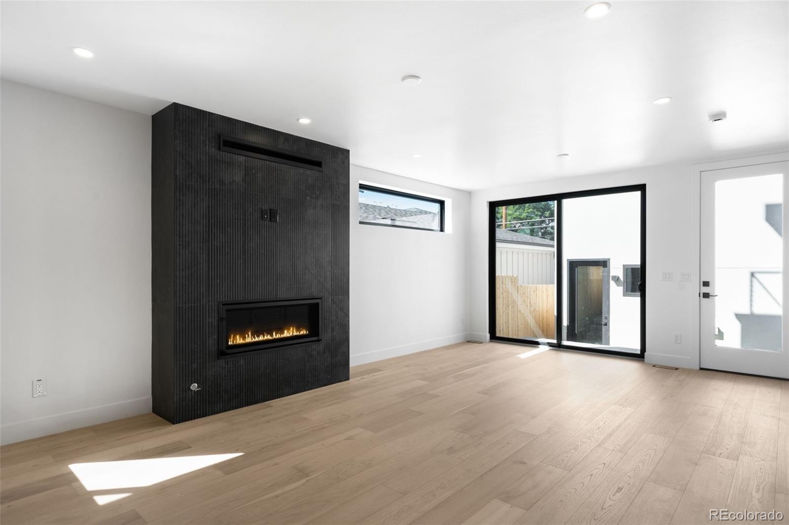 21 S Pennsylvania Street 2