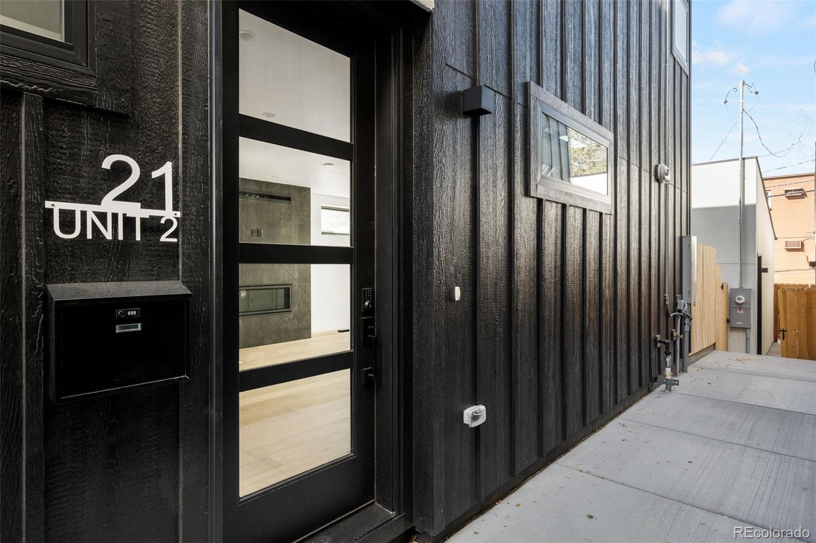 21 S Pennsylvania Street 2