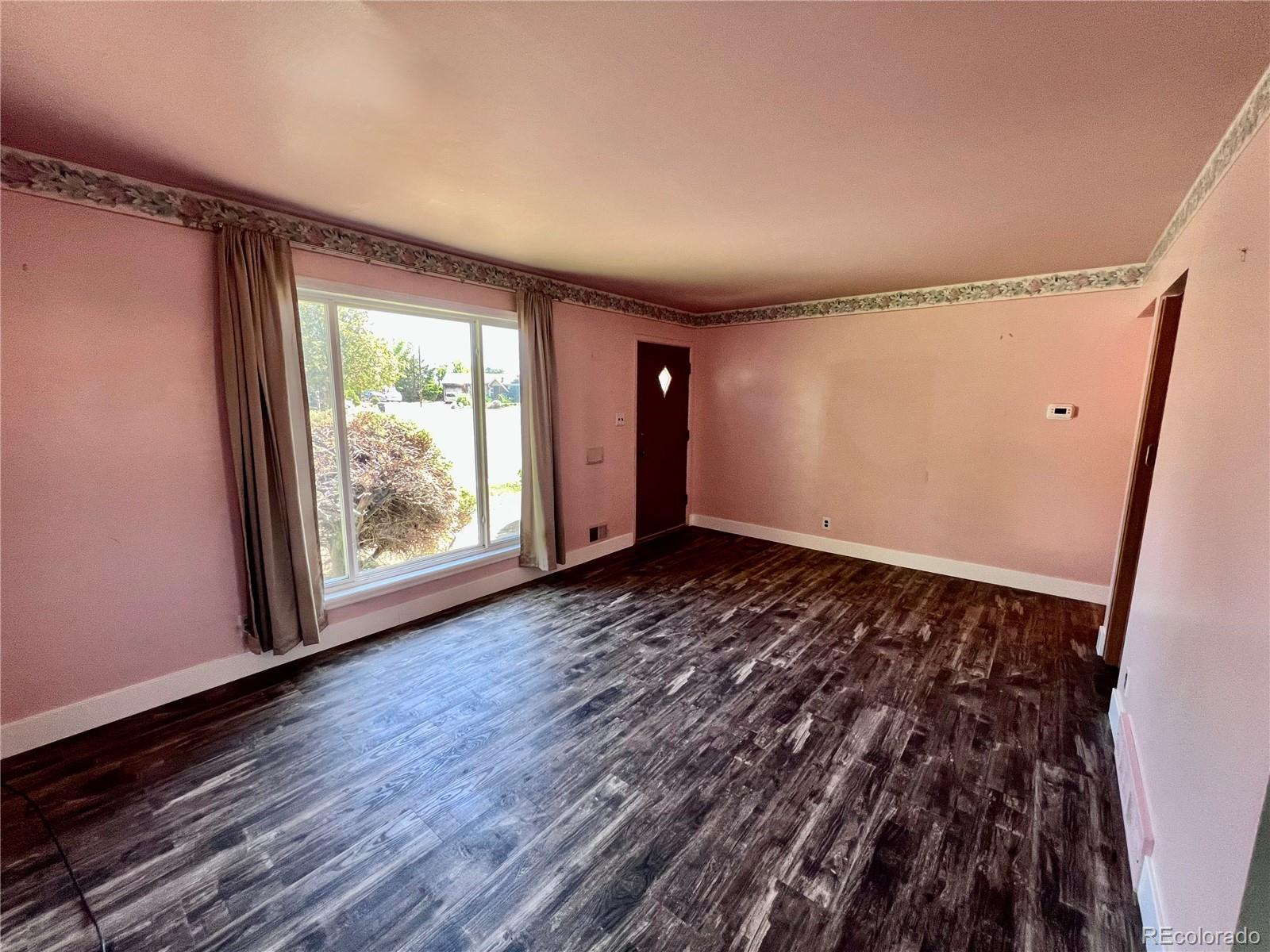 1466 E 111th Place