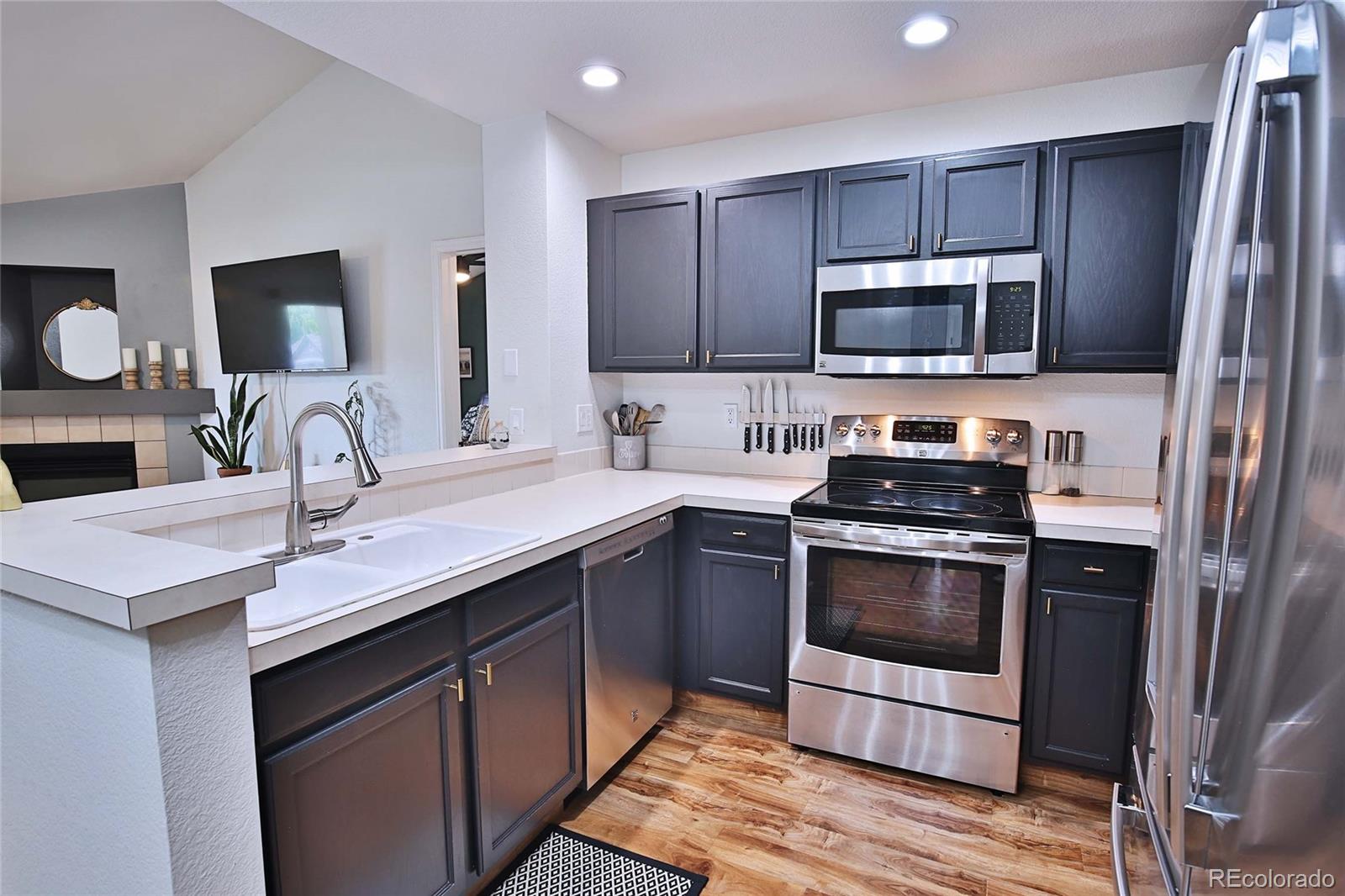 5225 White Willow Drive F200