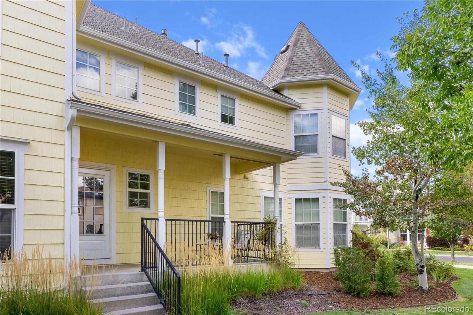 8992 E 24th Place 101