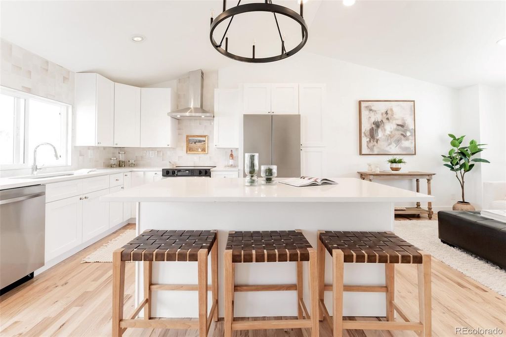 Photo of 6232 S Owens Court, Littleton, CO 80127 (MLS # 8121908)