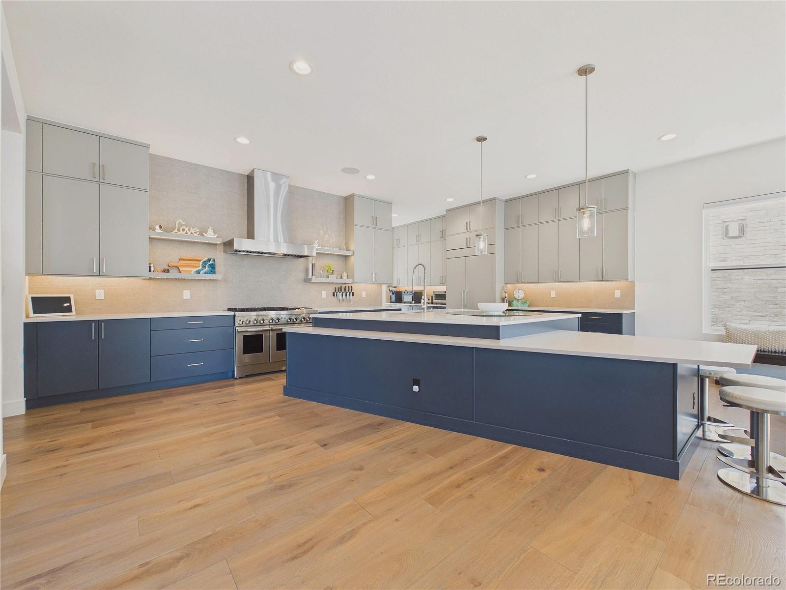 7437 Skygazer Street