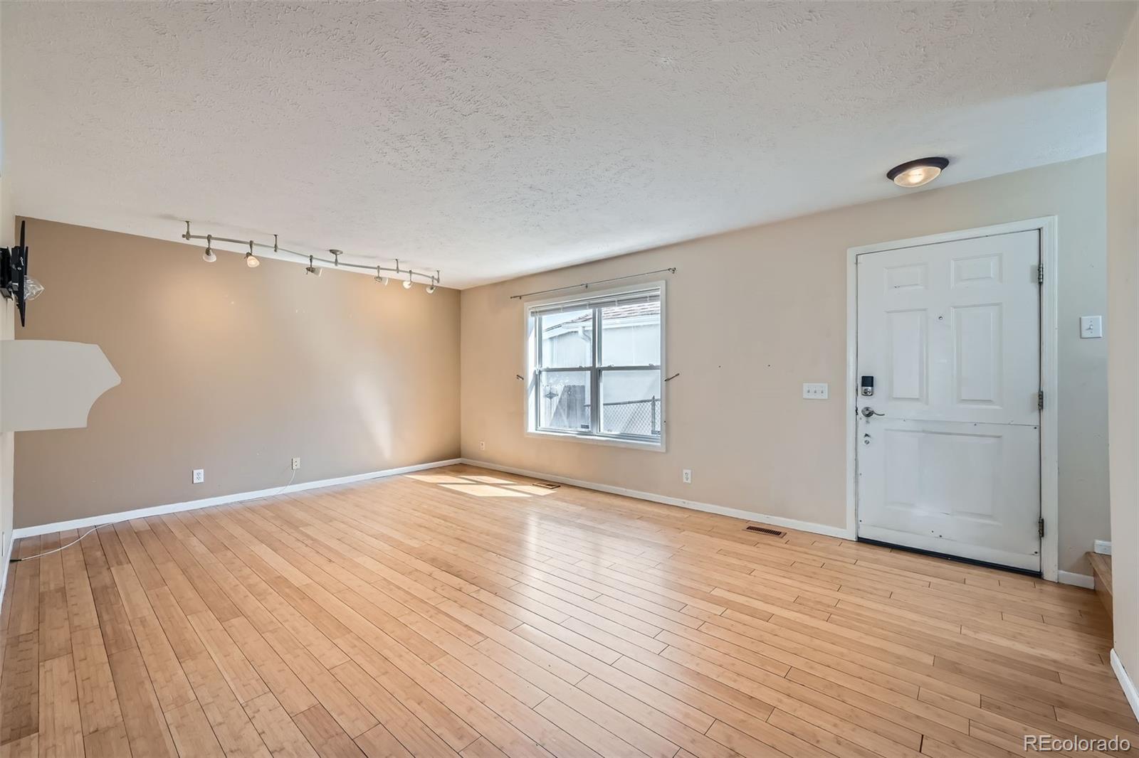 3334 Navajo Street, Denver, CO, 80211 4 3334 Navajo Street