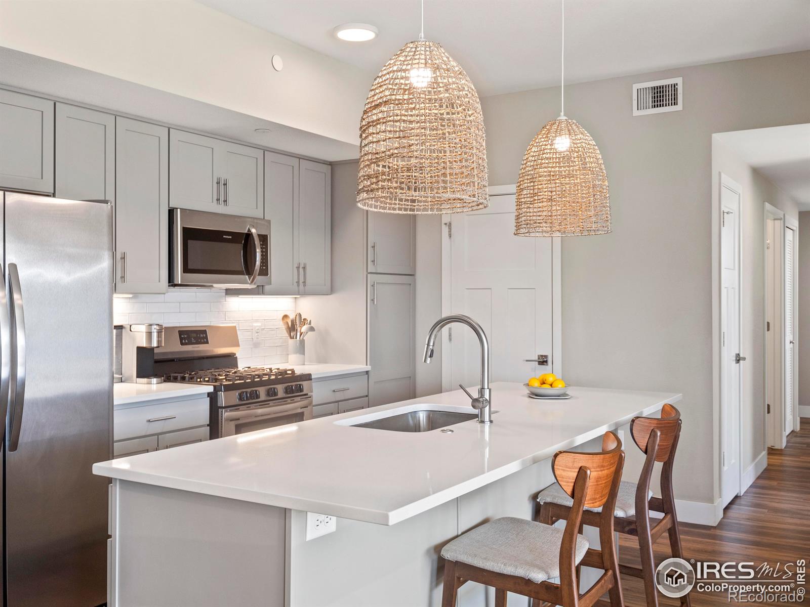 210 S Cherrywood Drive 303, Lafayette, CO, 80026 4 210 S Cherrywood Drive 303