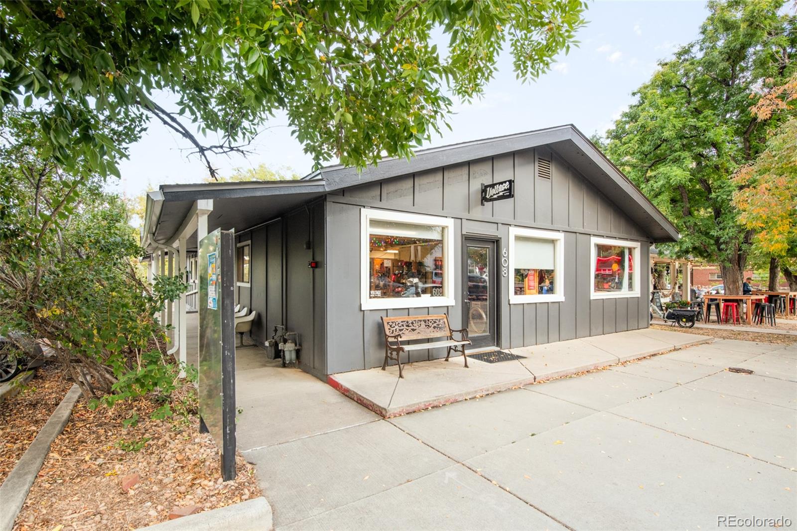 608 Main Street