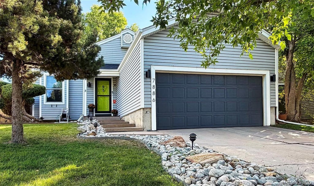 Photo of 7886 S Windermere Circle, Littleton, CO 80120 (MLS # 7054310)