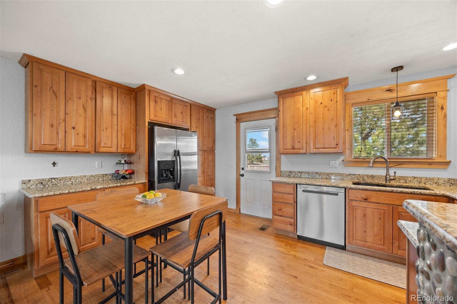 37653 Lark Drive