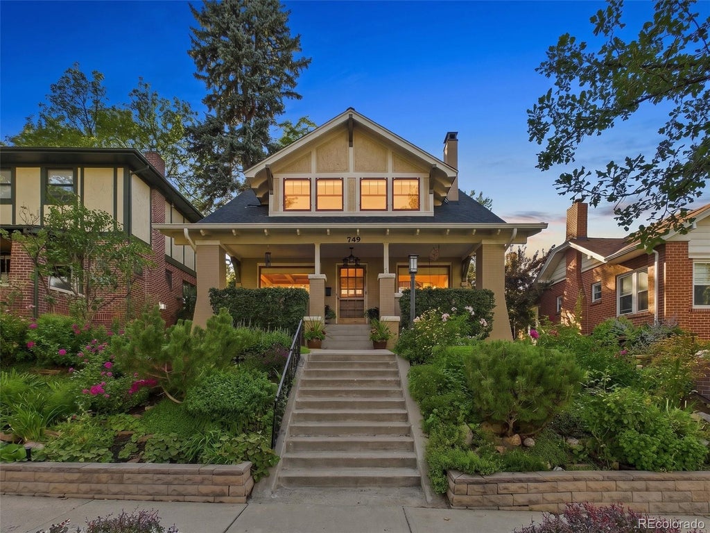 Photo of 749 Monroe Street, Denver, CO 80206 (MLS # 8422758)