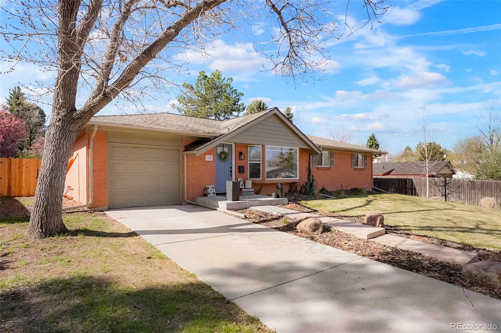 8276 E Easter Place