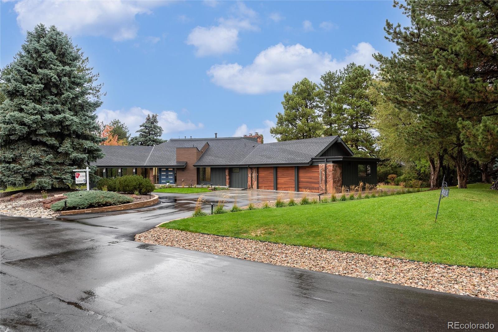 885 Front Range Road