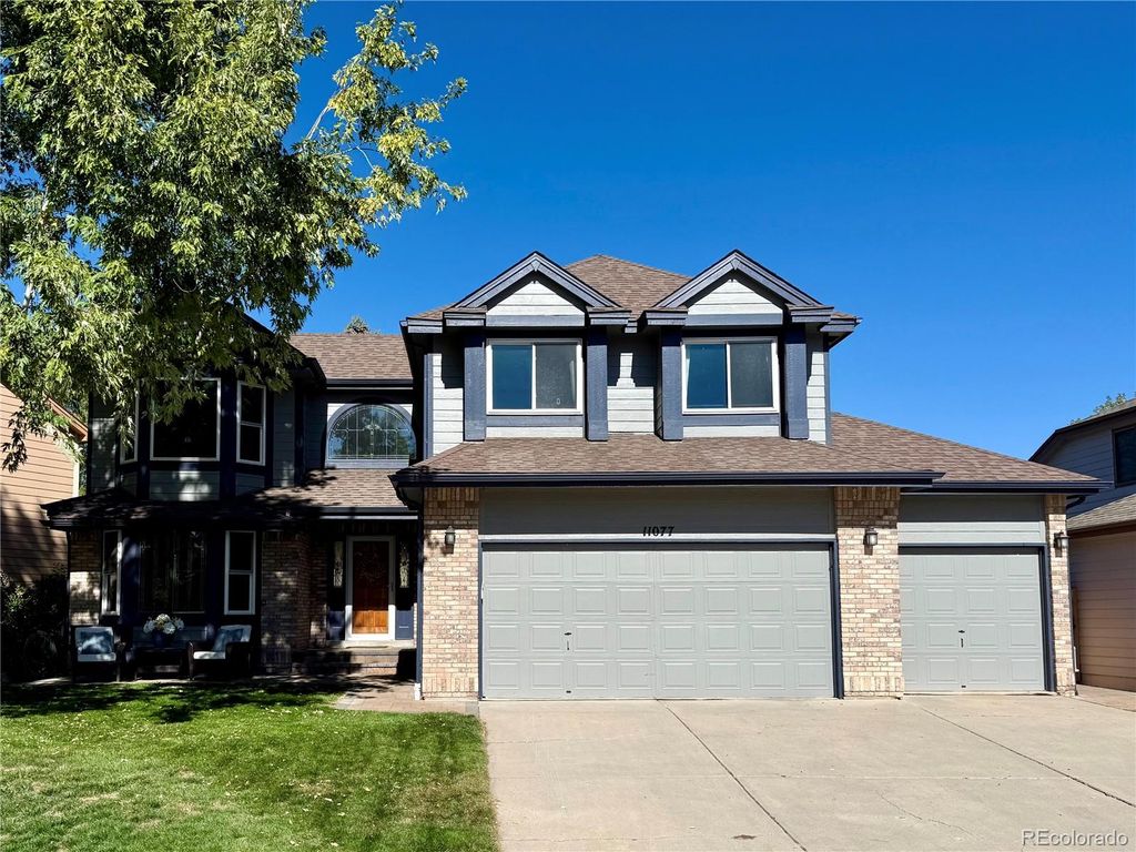 Photo of 11077 W Roxbury Avenue, Littleton, CO 80127 (MLS # 9171164)