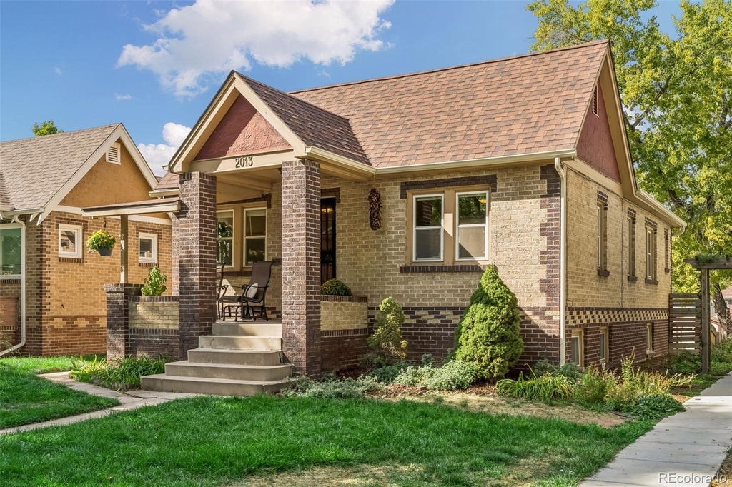 Photo of 2013 S Corona Street, Denver, CO 80210 (MLS # 2064077)