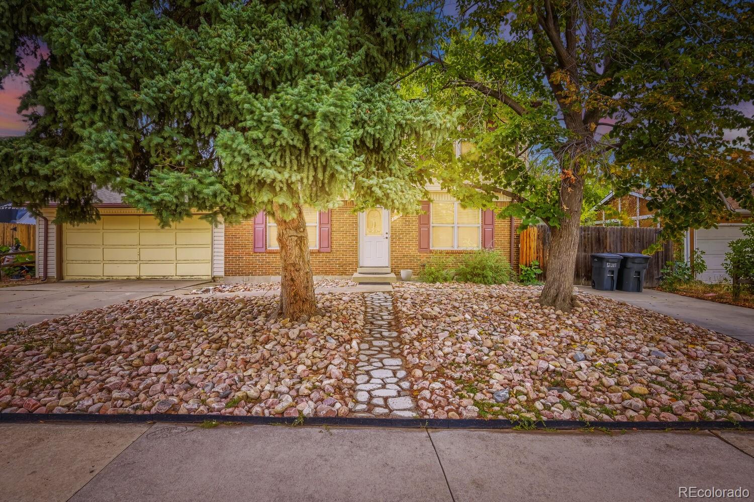 8438 Fenton Street