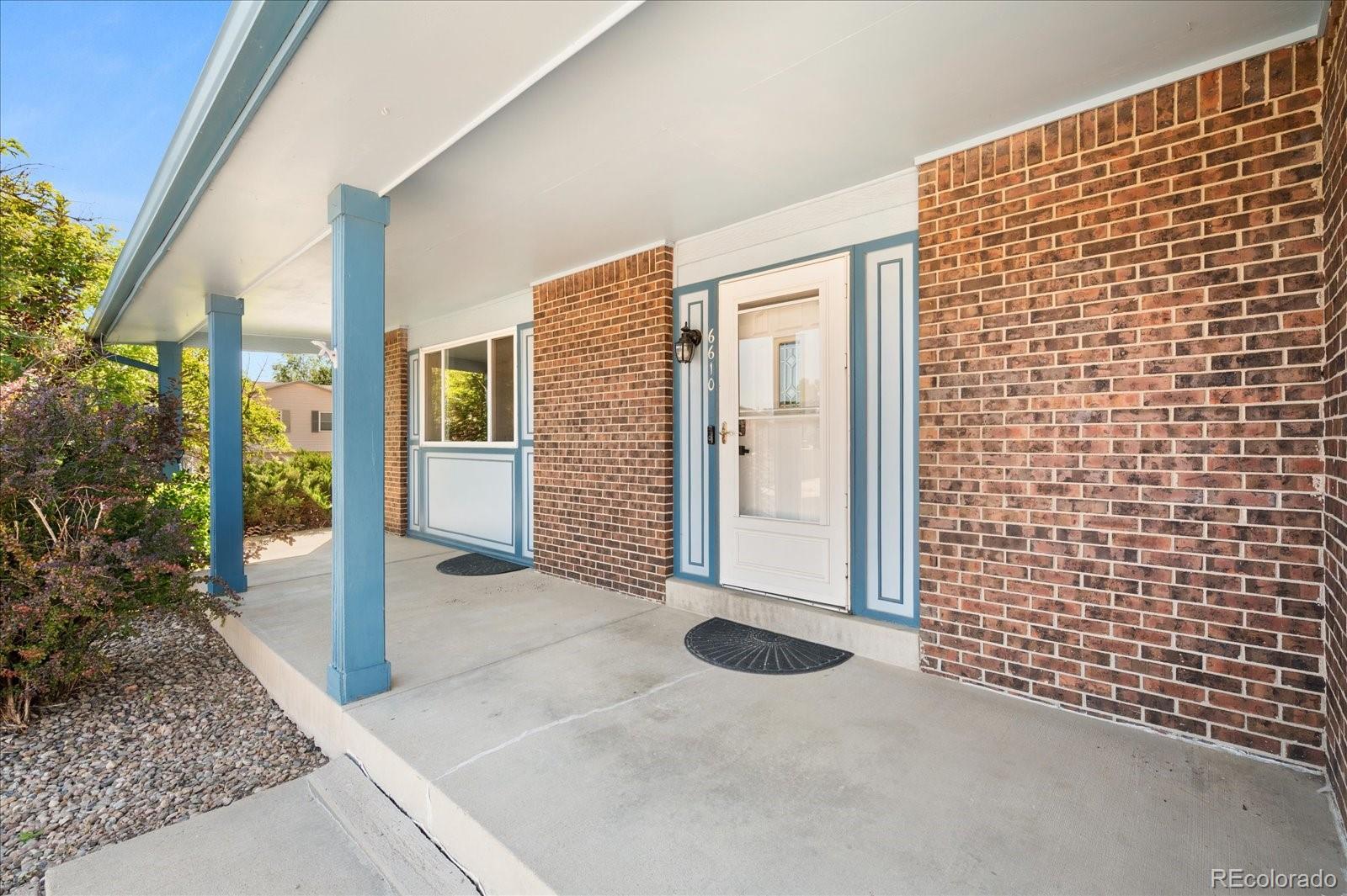 6610 W 109th Place