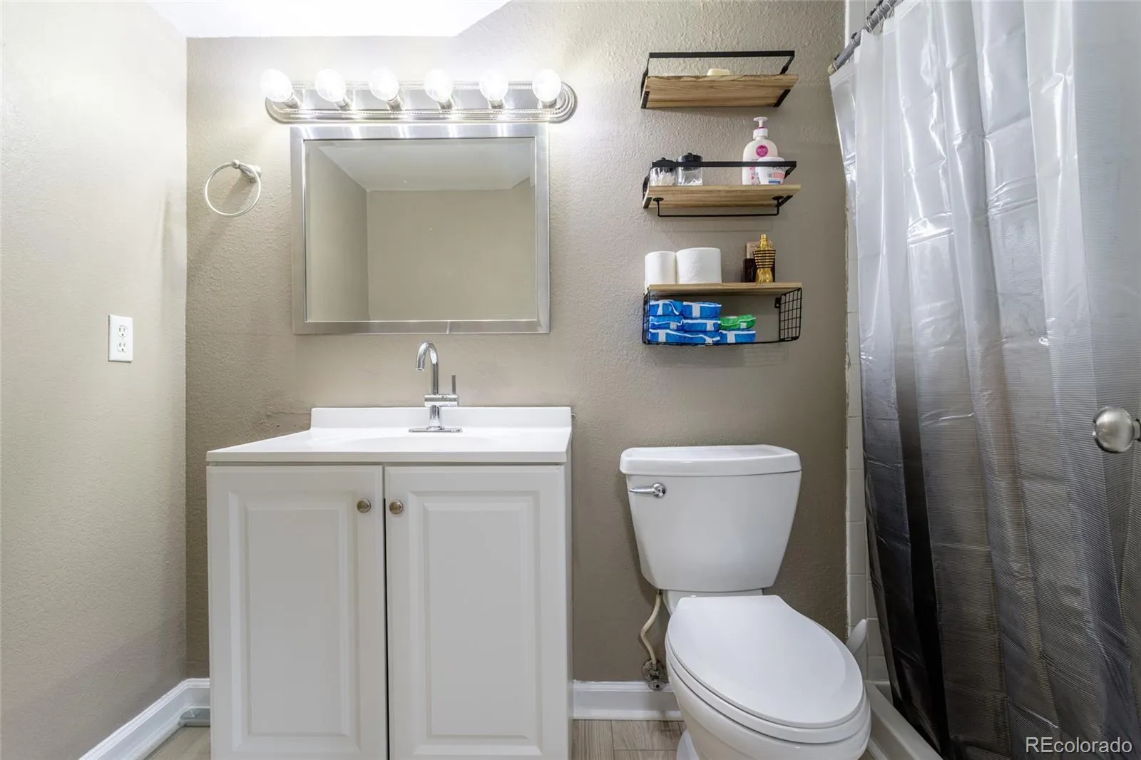 Greeley, Colorado 80631, United States, 3 Bedrooms Bedrooms, ,2 BathroomsBathrooms,Residential,Active,247532