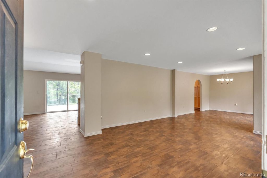 Photo of 1038 Tenderfoot Drive, Larkspur, CO 80118 (MLS # 5395953)
