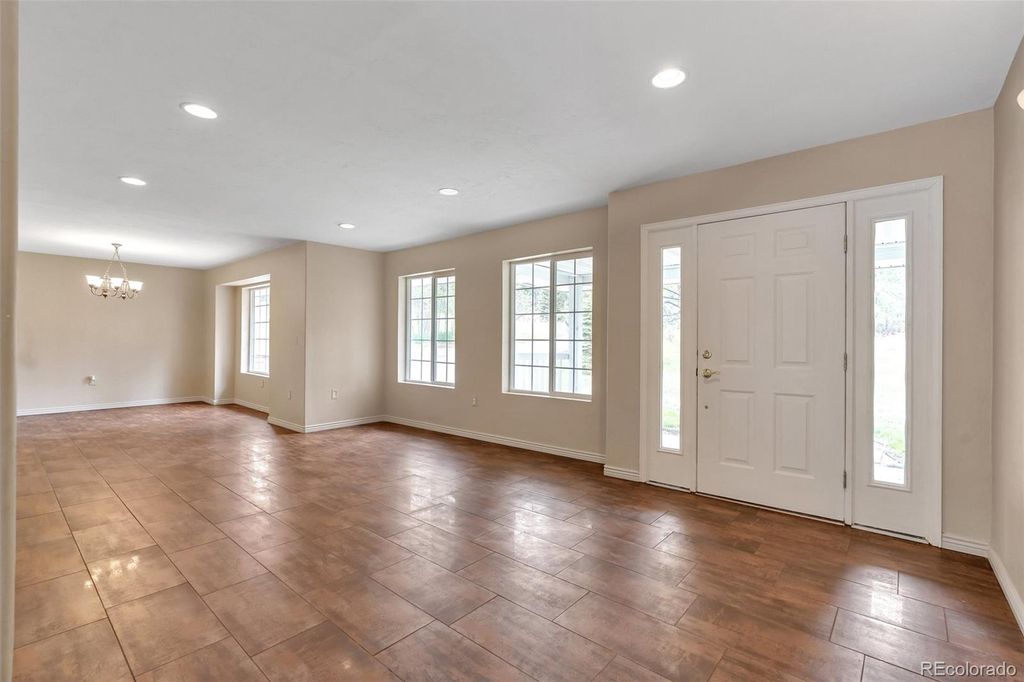 Photo of 1038 Tenderfoot Drive, Larkspur, CO 80118 (MLS # 5395953)