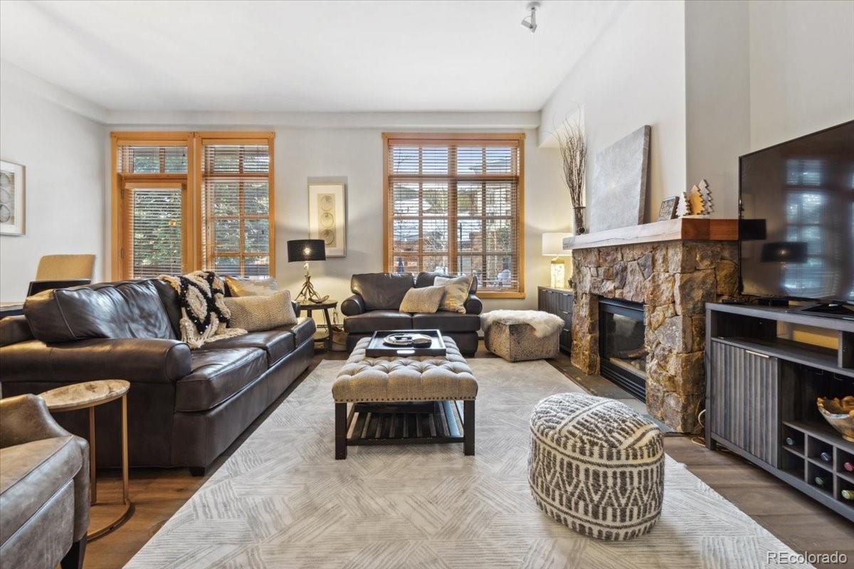 910 Copper Road 105