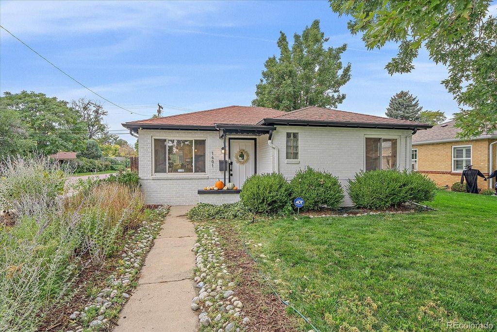 Photo of 1601 Quince Street, Denver, CO 80220 (MLS # 7422016)