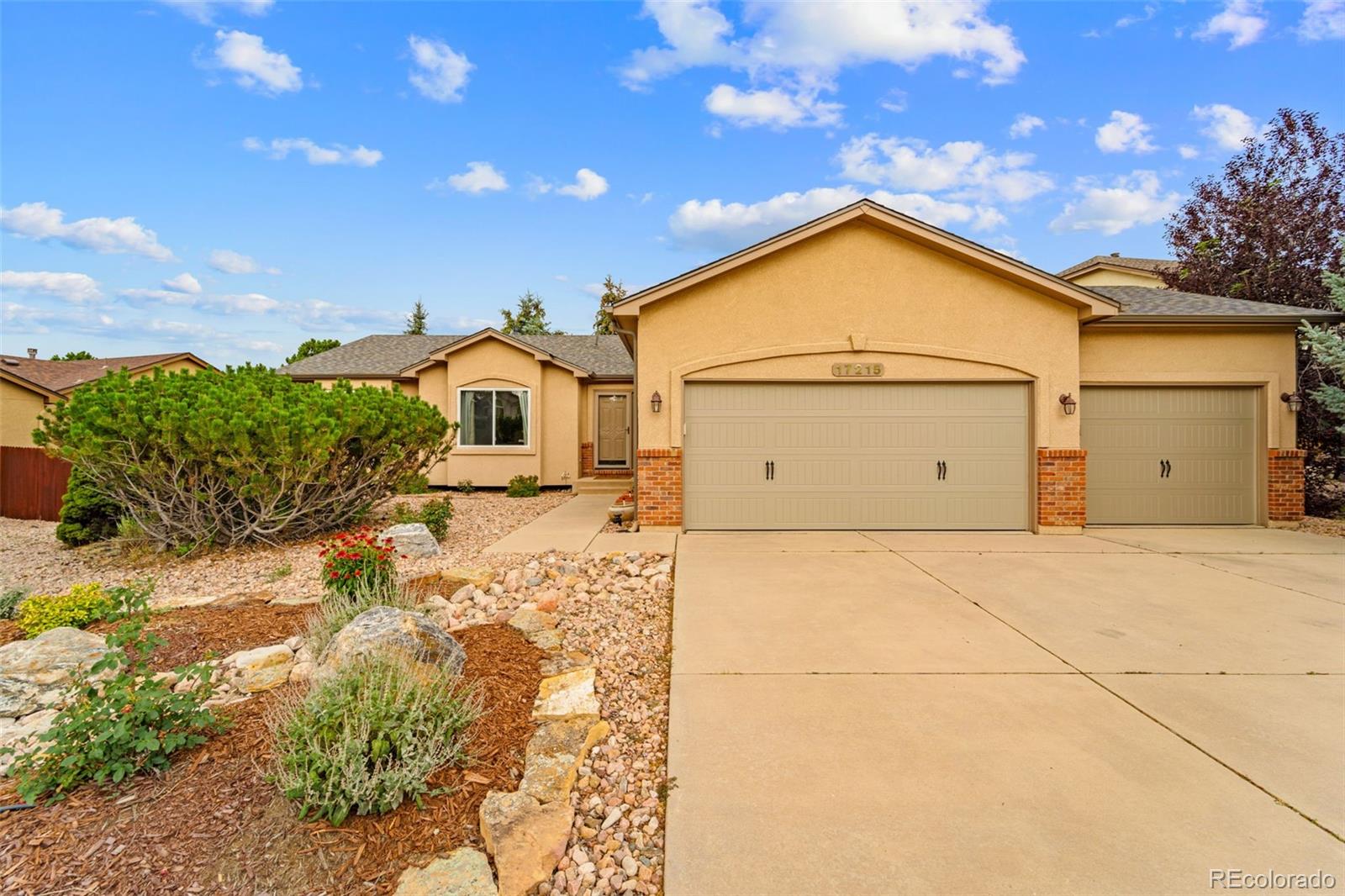 17215 Buffalo Valley Path